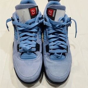 Air Jordan 4 University Blue